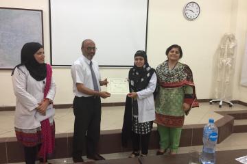 Best Presentation Dr Nadira1537847284.JPG