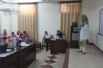 Dean Dr Jawad and faculty1506579390.jpg
